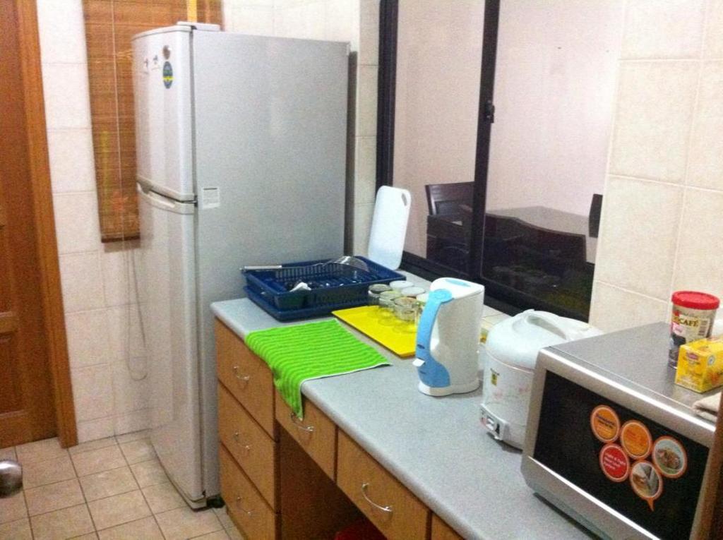 קוטה קינבלו Marina Condominium Holiday Homestay מראה חיצוני תמונה